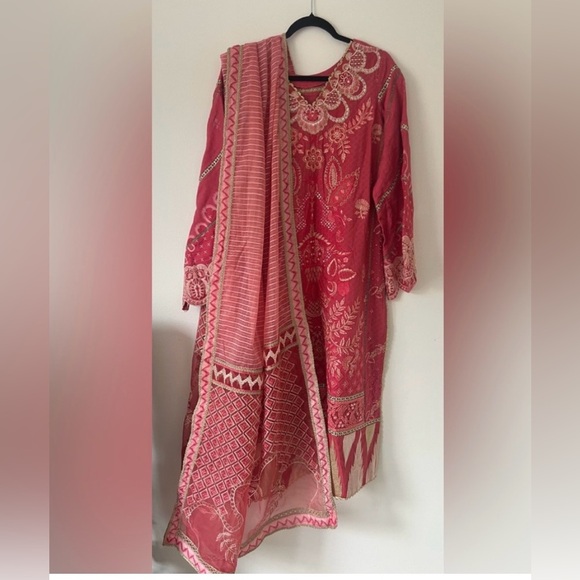 Shiza Hassan Pakistani designer dress - Picture 2 of 6